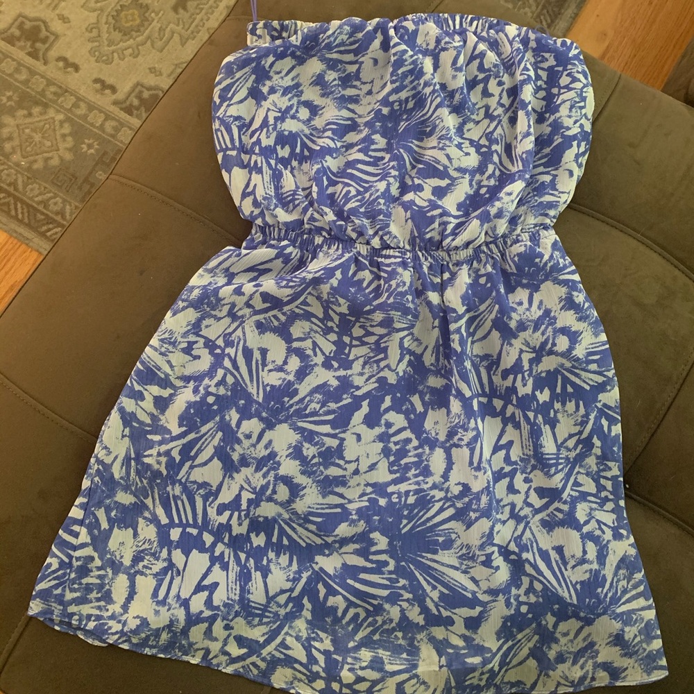 Worn once strapless summer dress or coverup!